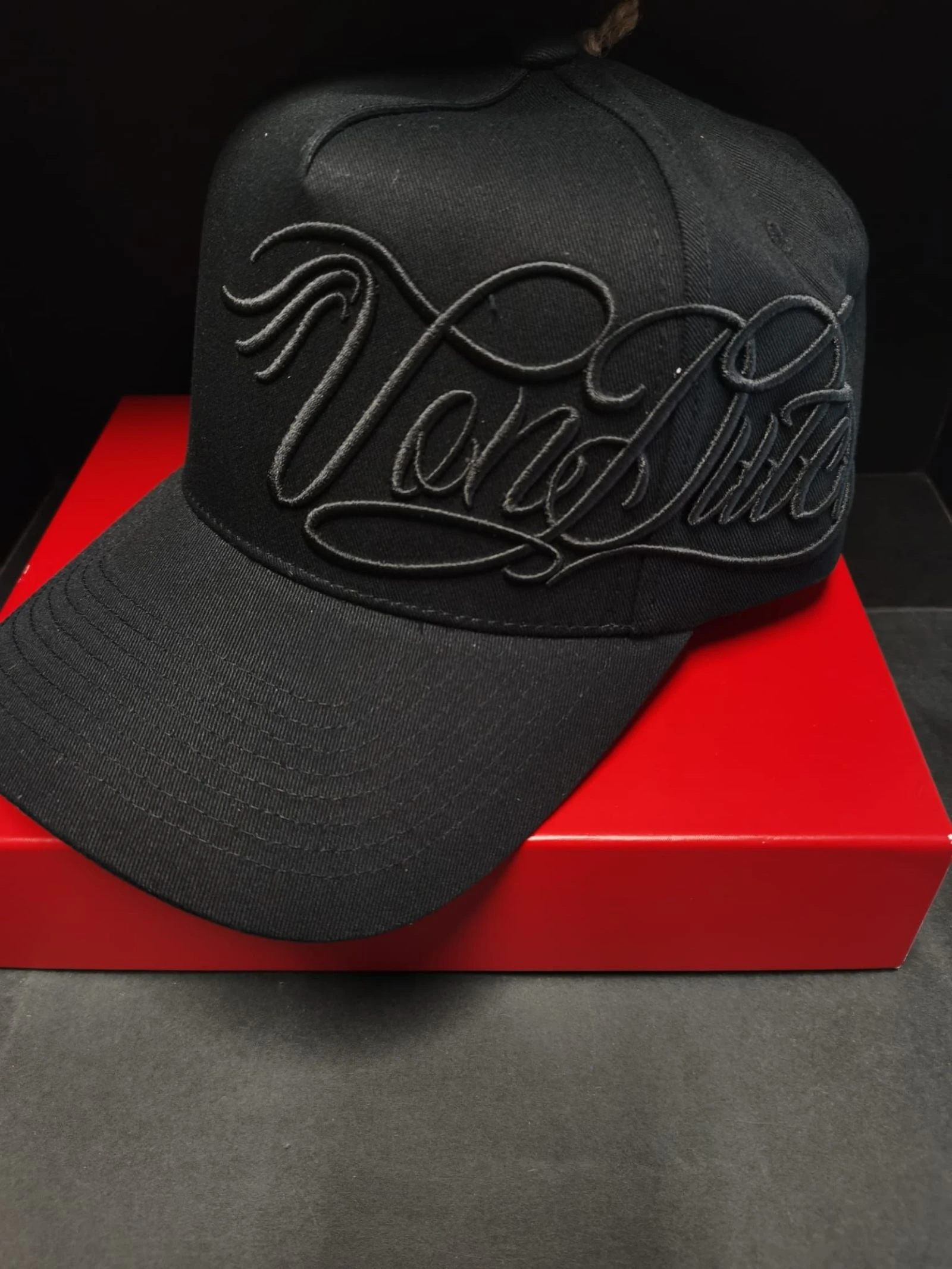 Von Ducht Cap – photo 4